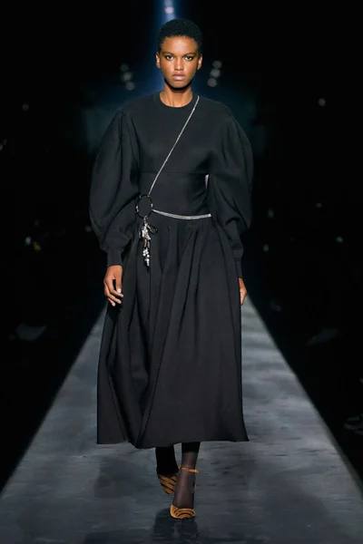 Look 43